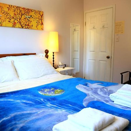 Jenny Guest House Yellowknife Bagian luar foto