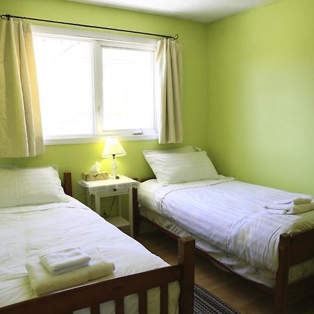 Jenny Guest House Yellowknife Bagian luar foto