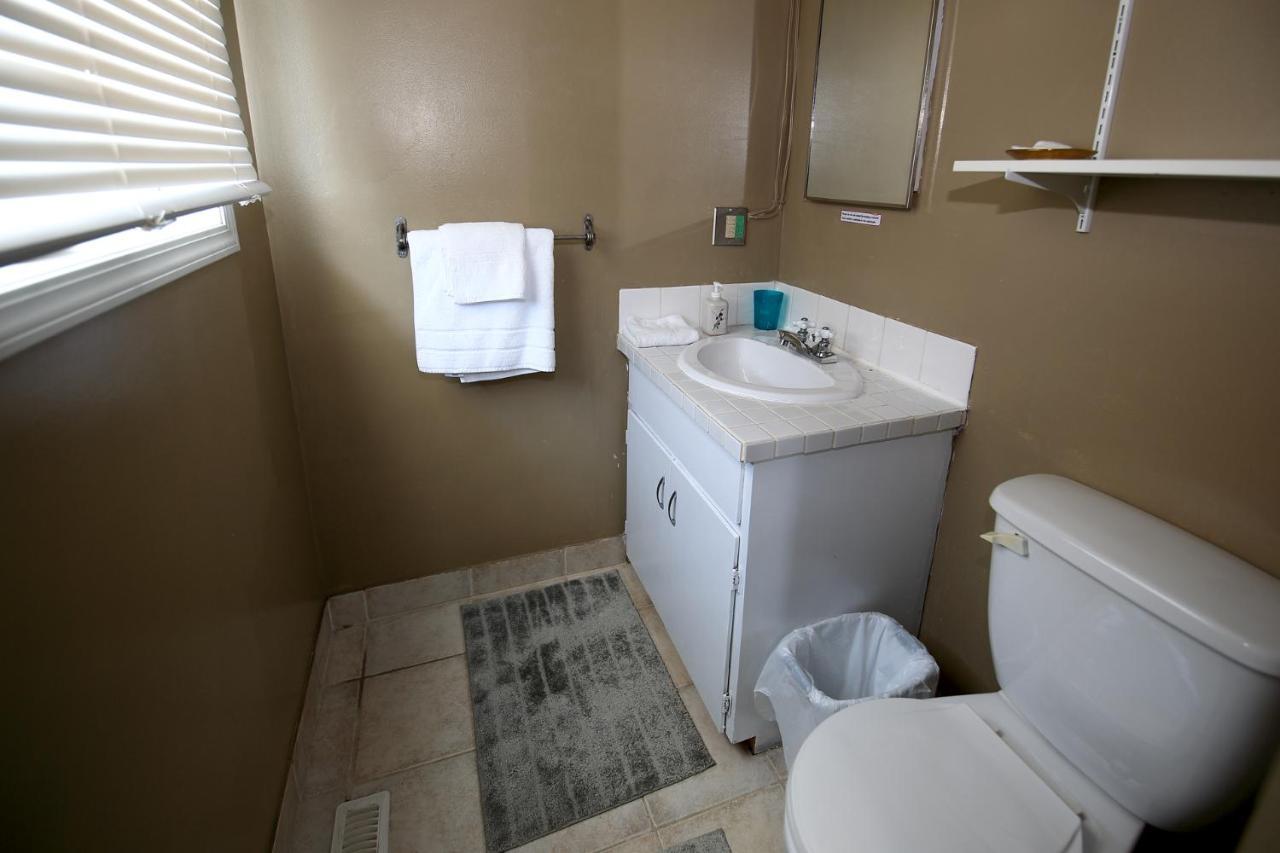 Jenny Guest House Yellowknife Bagian luar foto