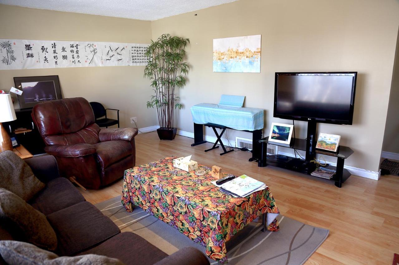 Jenny Guest House Yellowknife Bagian luar foto