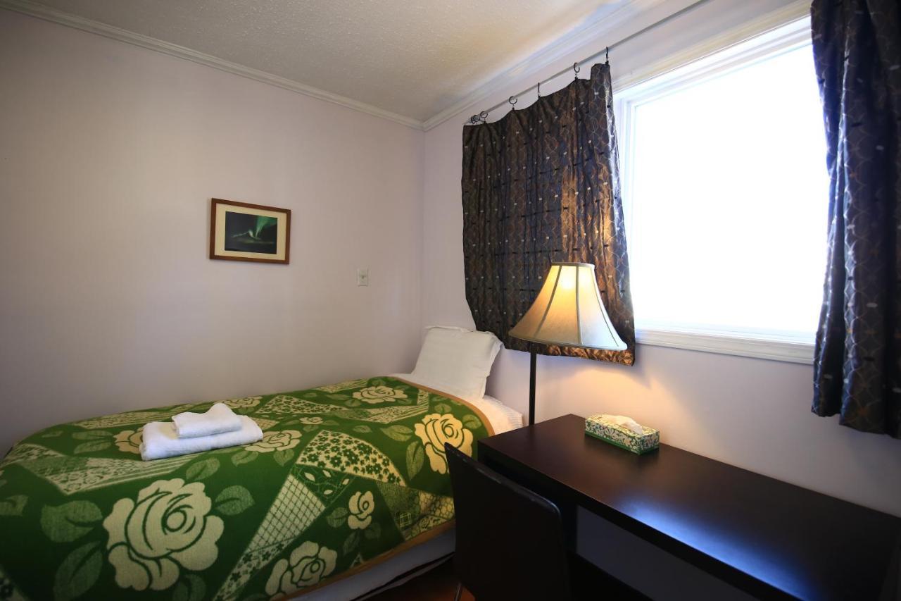 Jenny Guest House Yellowknife Bagian luar foto